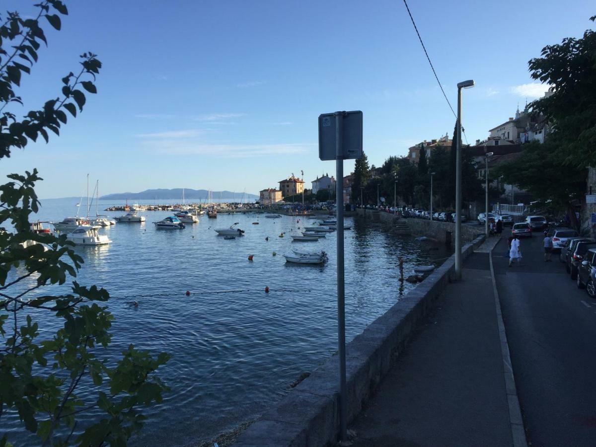 Amfora Apartment Opatija Bagian luar foto